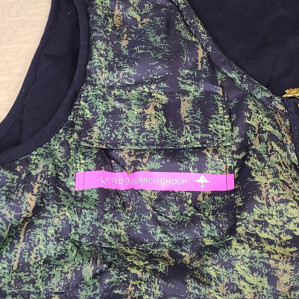 LRG Reversible Branches Camo vest size  XXL - Picture 4 of 16